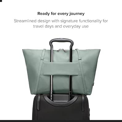 Tumi Q Tote Women's bags Brown New