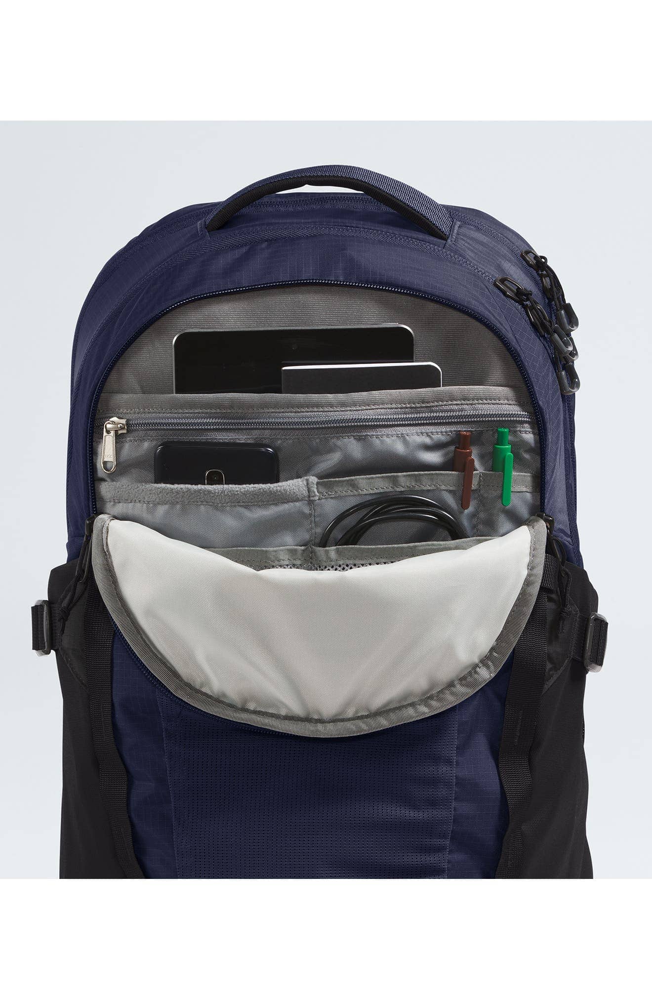 The North Face Recon Women's bags Purple Backpack One Size New