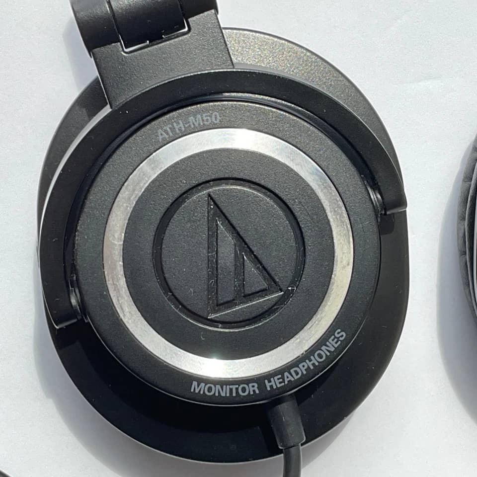 Audio-Technica ATH-M50 Headphones & Earbuds Gray New