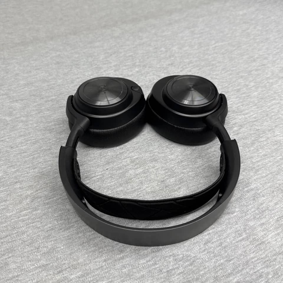 SteelSeries Arctis Nova Pro Headphones & Earbuds Black Refurbished - Excellent