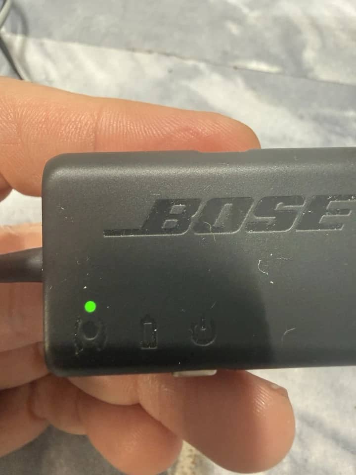 Bose QuietComfort 20 Headphones & Earbuds Black Open-Box Excellent