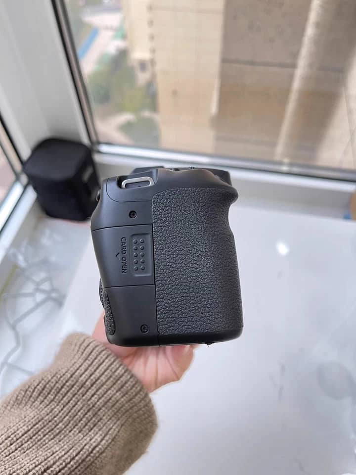 Canon EOS 90D Digital Cameras Body Only New