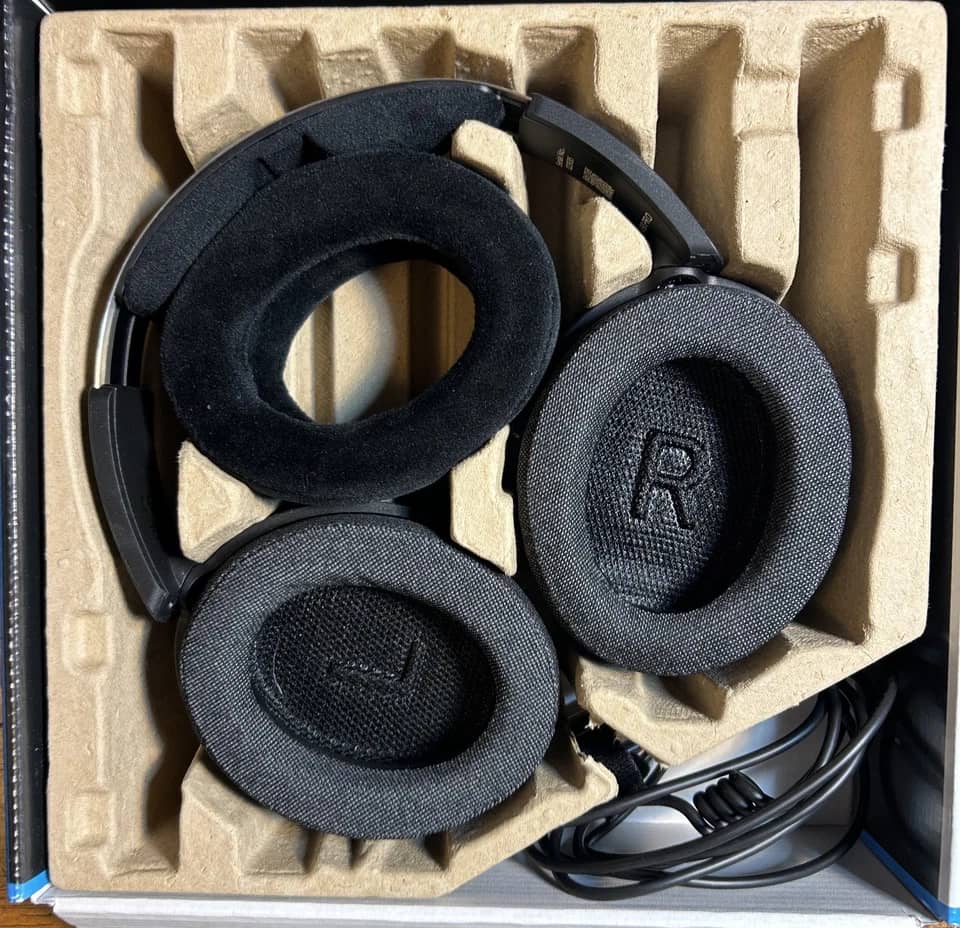 Sennheiser HD 490 PRO Headphones & Earbuds Black New
