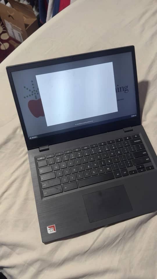 Lenovo Chromebook Computers 32GB 4GB New