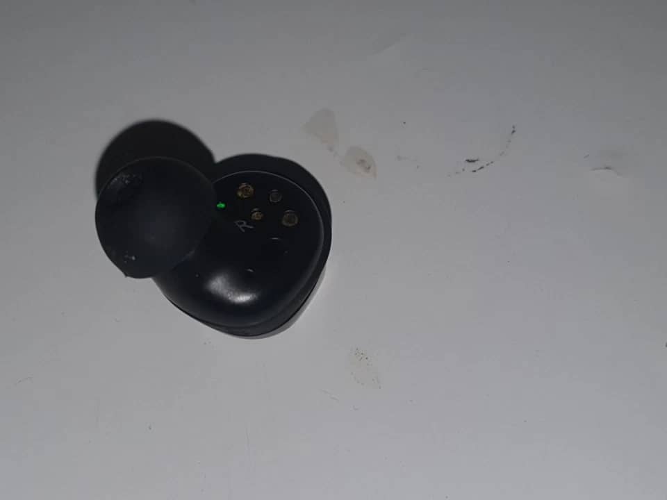 Sennheiser Momentum 3 Wireless Headphones & Earbuds Black Used - Good