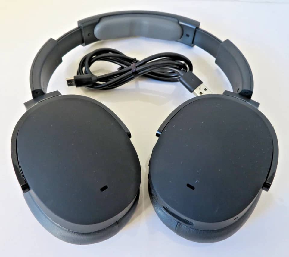 Skullcandy Hesh ANC Headphones & Earbuds White New