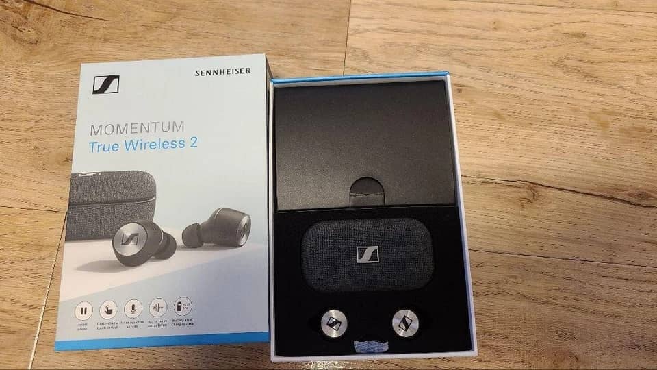 Sennheiser Momentum True Wireless 2 Headphones & Earbuds Black New
