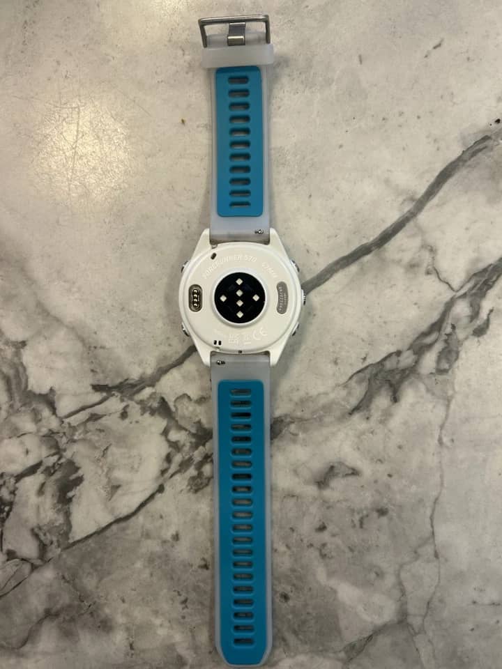 Garmin Forerunner 570 - 47mm Smartwatches Silver 42mm New