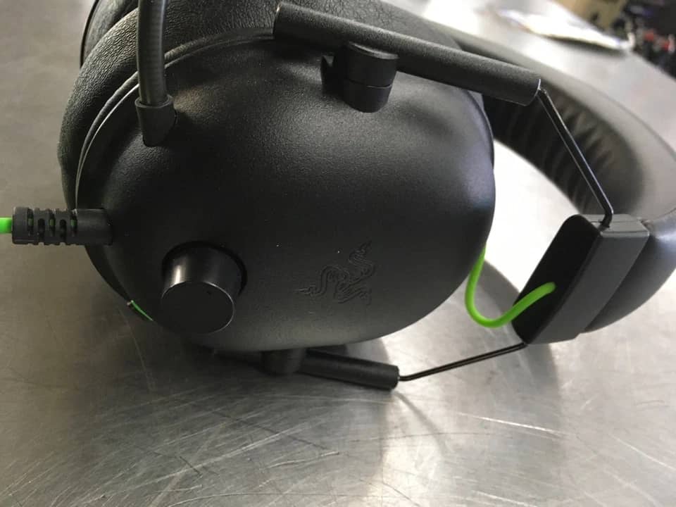 Razer Kraken V3 Headphones & Earbuds Black Refurbished - Excellent