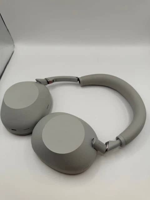 Sony WH-1000XM6 Headphones & Earbuds Black New