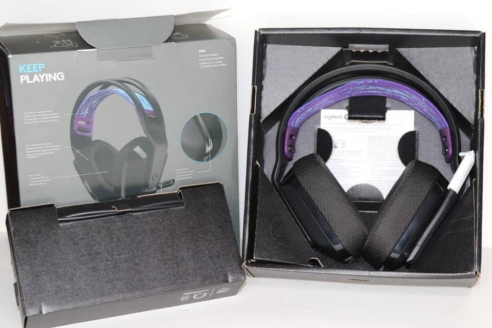 Logitech G335 Headphones & Earbuds Black Refurbished - Excellent