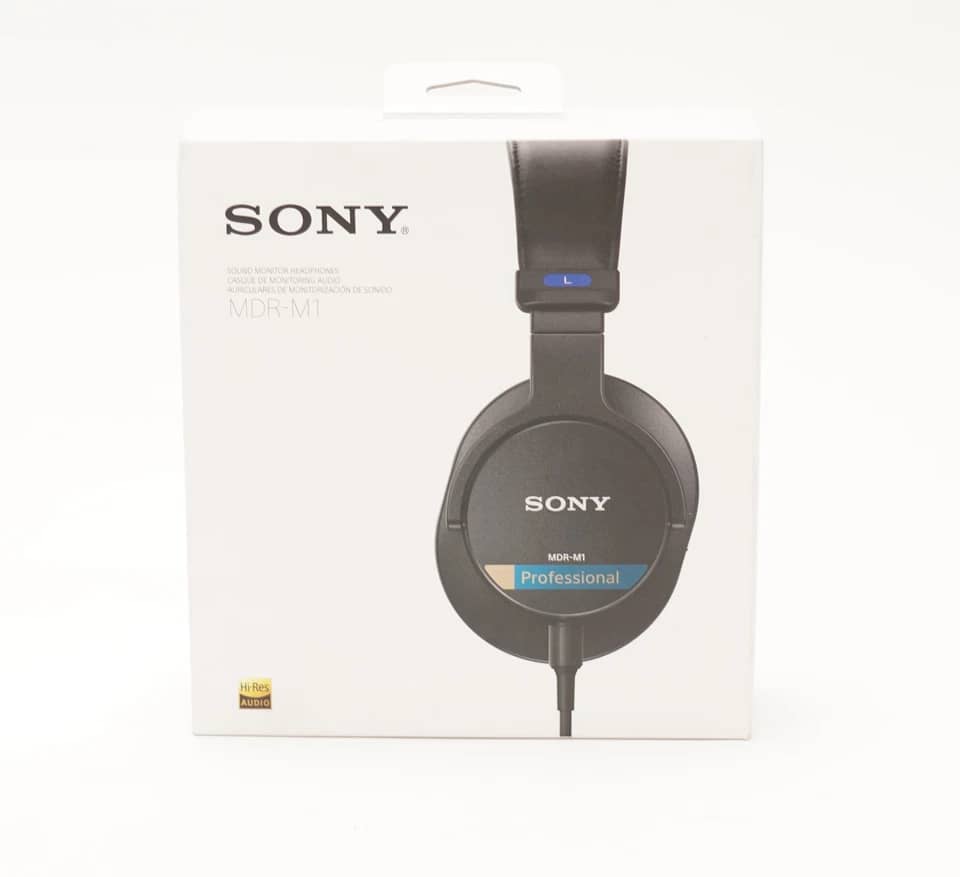 Sony Sony MDR-M1 Headphones & Earbuds Black New