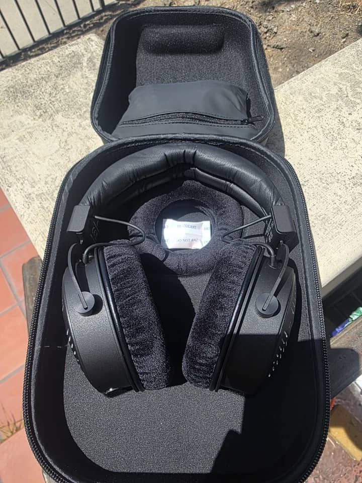 Beyerdynamic beyerdynamic DT 1990 PRO MKII Headphones & Earbuds Black New