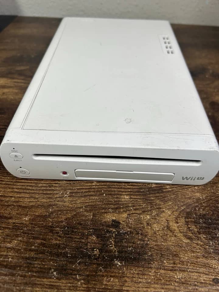 Nintendo Wii U Console Basic Video Game Consoles Open-Box Excellent