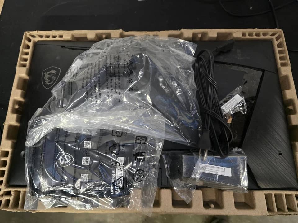 MSI MAG275QF Monitors 27" 2560x1440 180Hz New