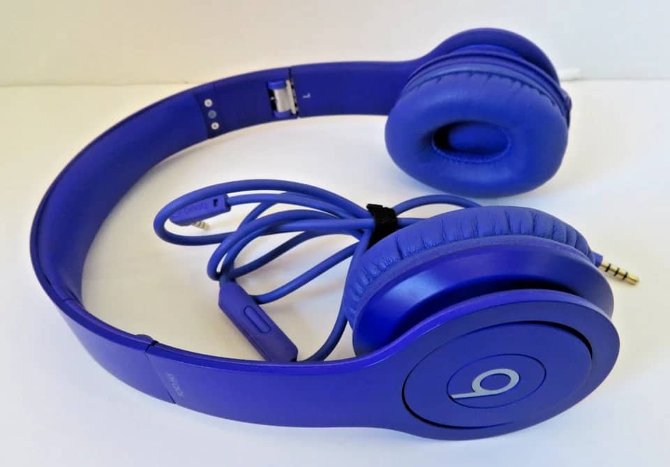 Beats Solo Wireless Headphones & Earbuds Black Used - Good