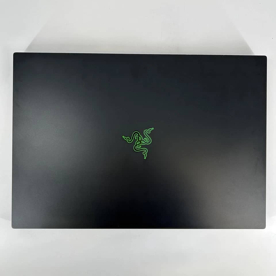 Razer Blade 18 Computers 1TB 32GB New