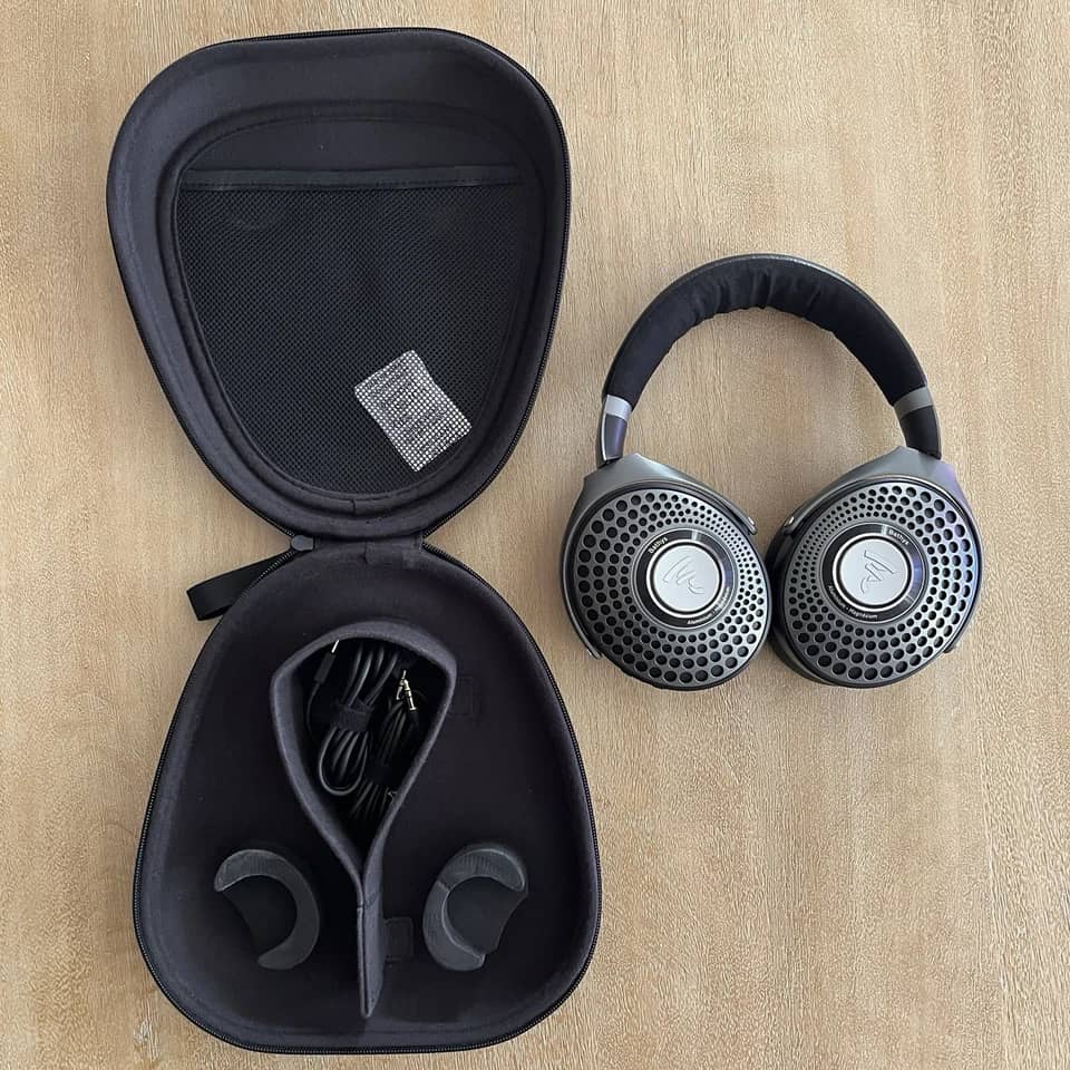 Focal Bathys Headphones & Earbuds Black New