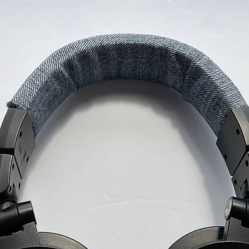 Audio-Technica ATH-M50 Headphones & Earbuds Gray New