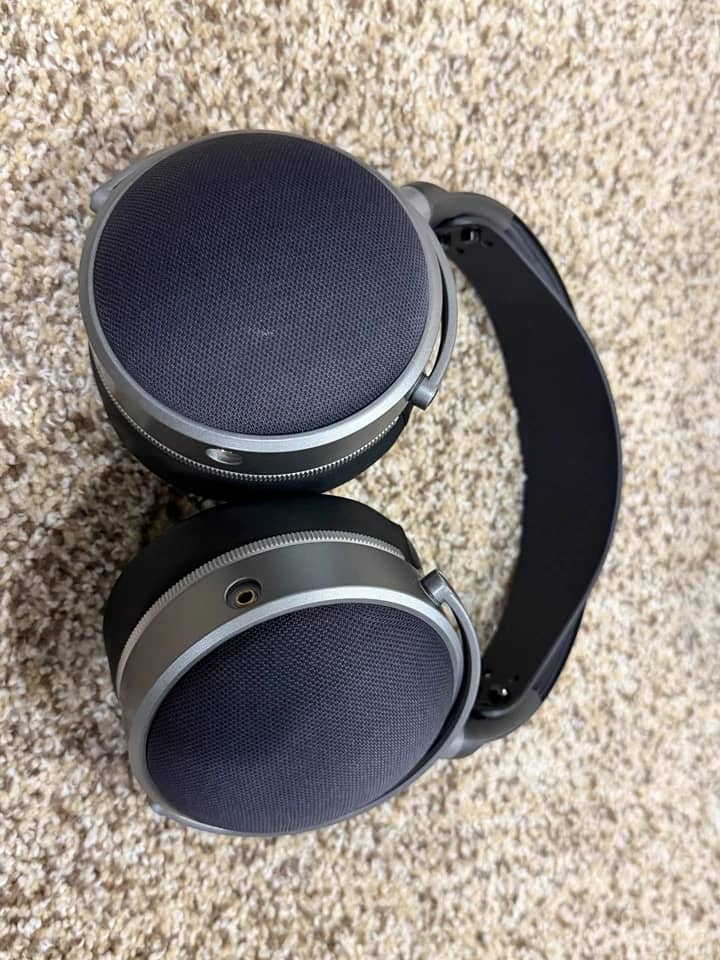 Audeze LCD-S20 Headphones & Earbuds Silver New