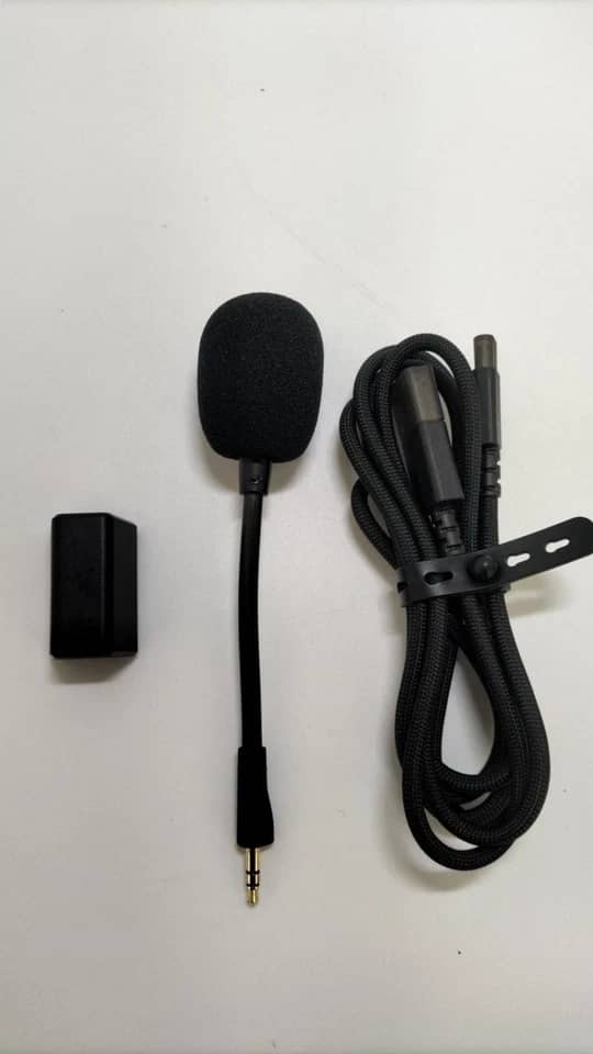 Razer BlackShark V3 Headphones & Earbuds New
