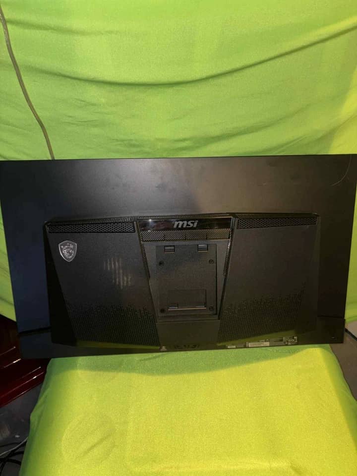 MSI MAG 321UPX QD-OLED Monitors New