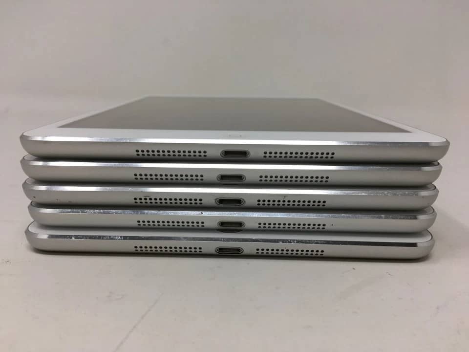 Apple iPad Mini 2 Tablets Gray 16GB New 7.9"