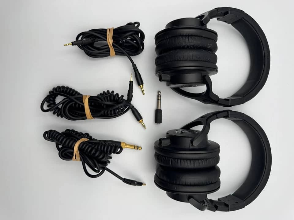 Audio-Technica ATH-M40x Headphones & Earbuds Black New