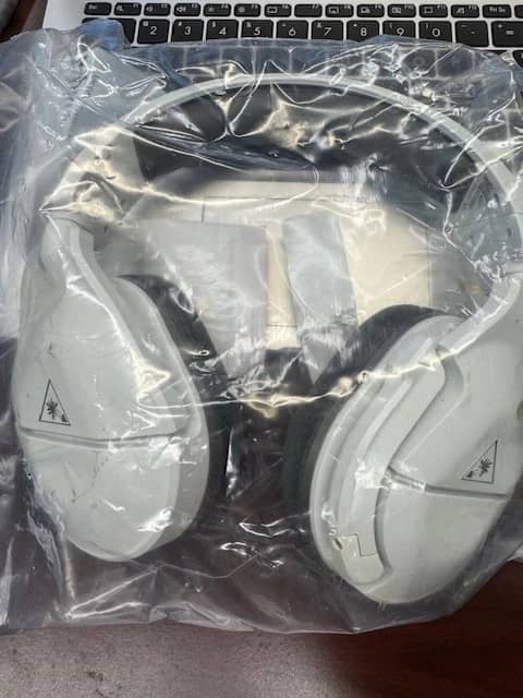 Turtle Beach Stealth 600 Gen 2 Headphones & Earbuds Gray Refurbished - Good