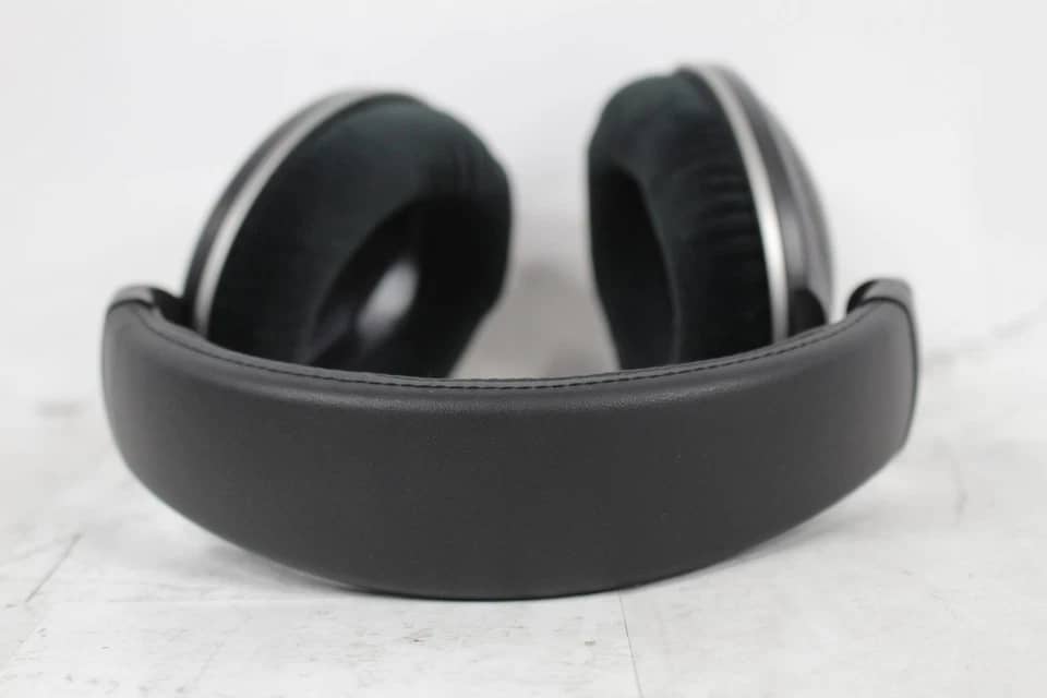 Sennheiser HD 550 Headphones & Earbuds Black New