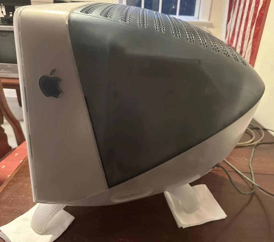 Apple Studio Display Monitors New
