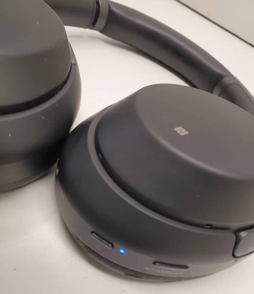 Sony WH-1000XM3 Headphones & Earbuds Black New