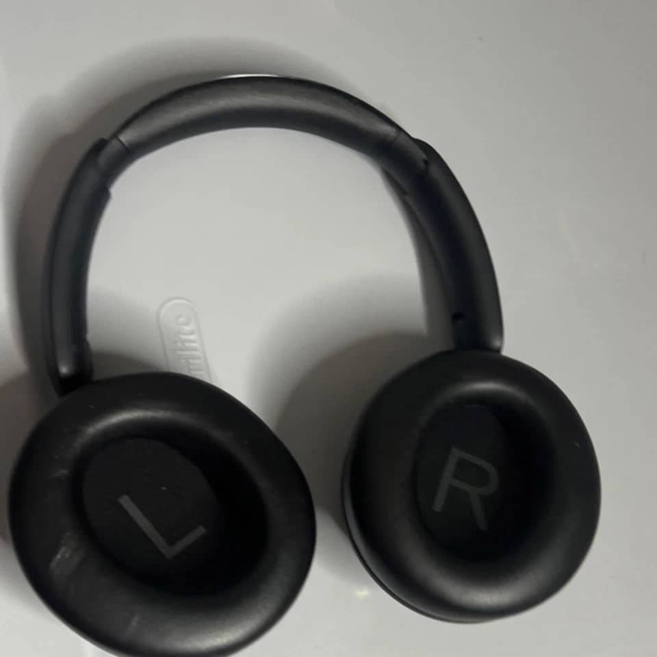 Soundcore Life Q45 Headphones & Earbuds Black Used - Good