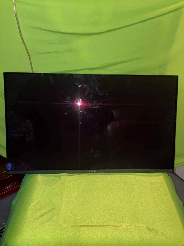 MSI MAG 321UPX QD-OLED Monitors New
