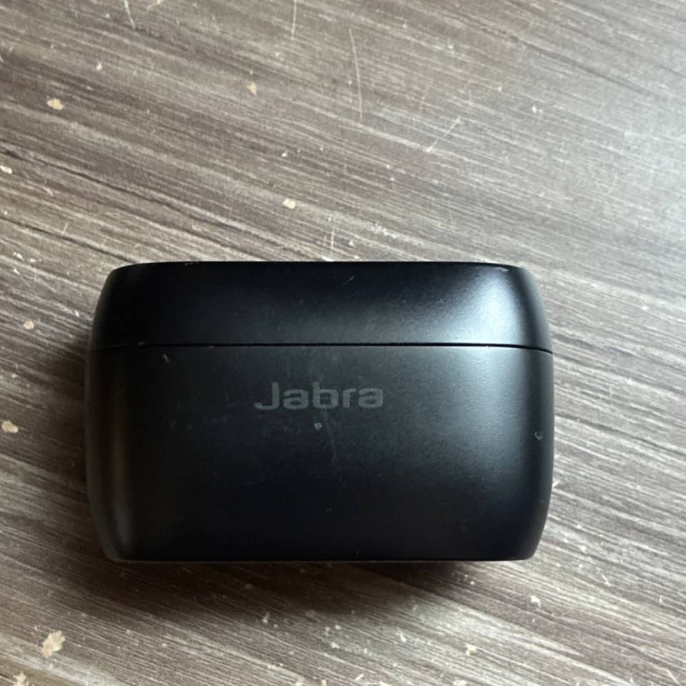 Jabra Elite 45h Headphones & Earbuds Black Open-Box Excellent