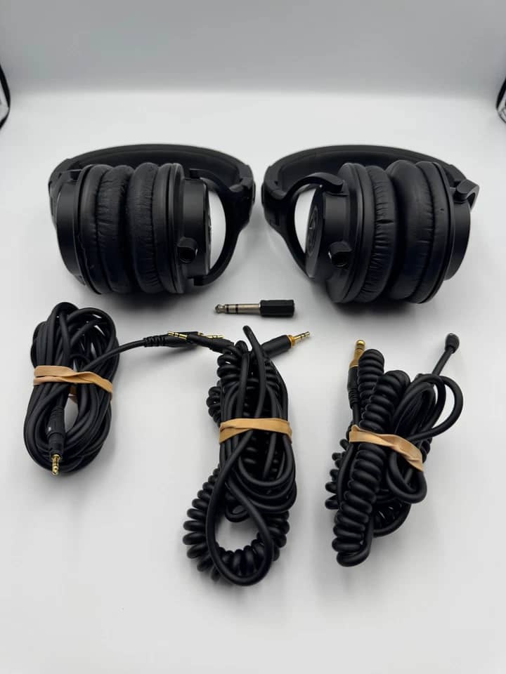 Audio-Technica ATH-M40x Headphones & Earbuds Black New