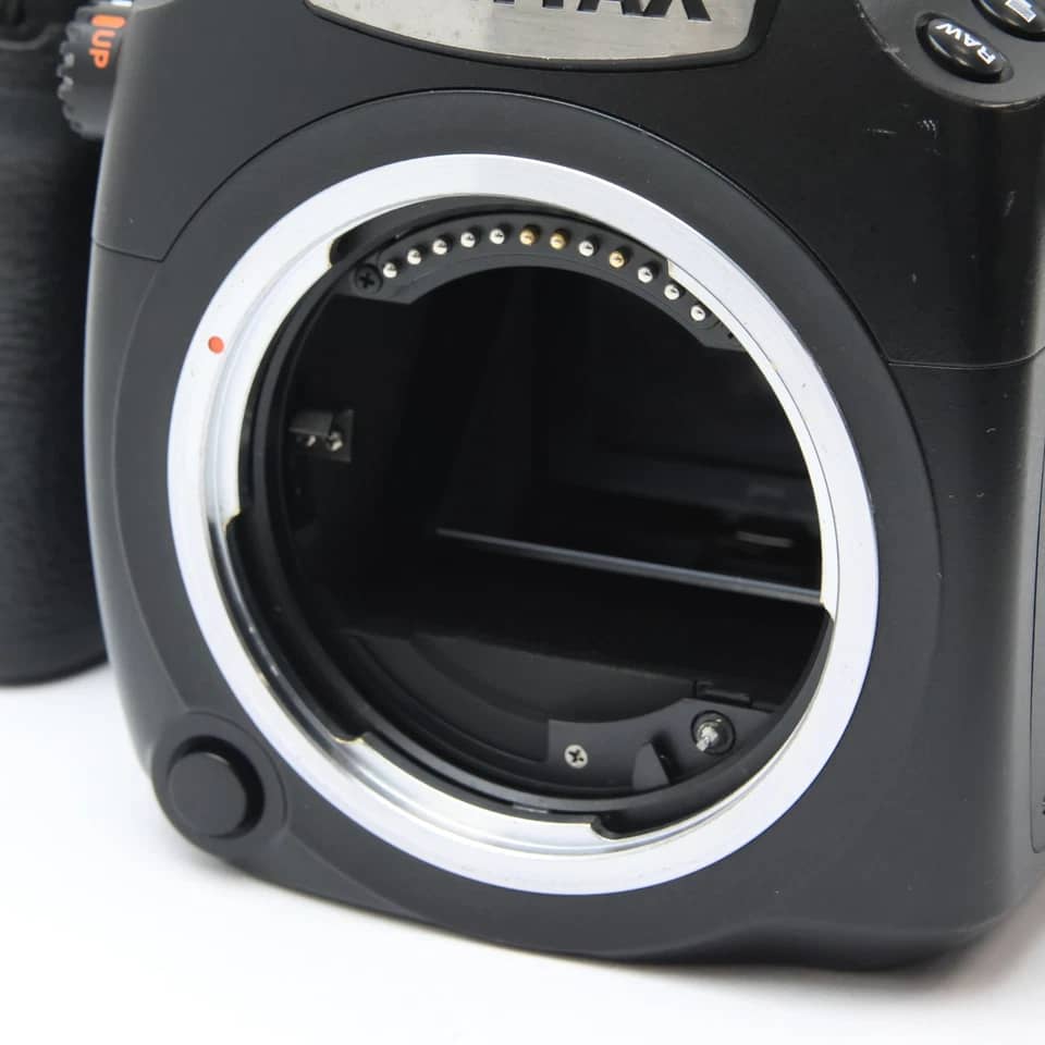 Pentax 645Z Digital Cameras Black Used - Good Body Only
