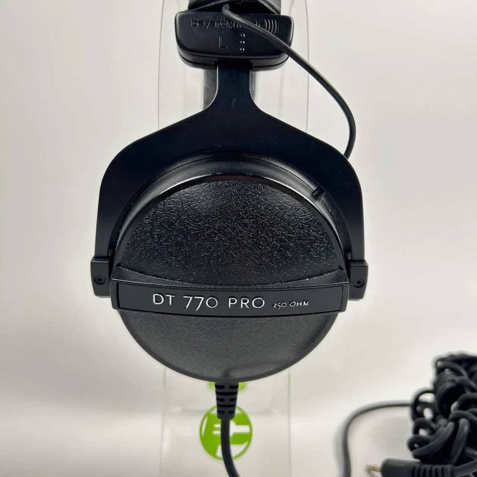 Beyerdynamic DT 770 PRO X Headphones & Earbuds Black New