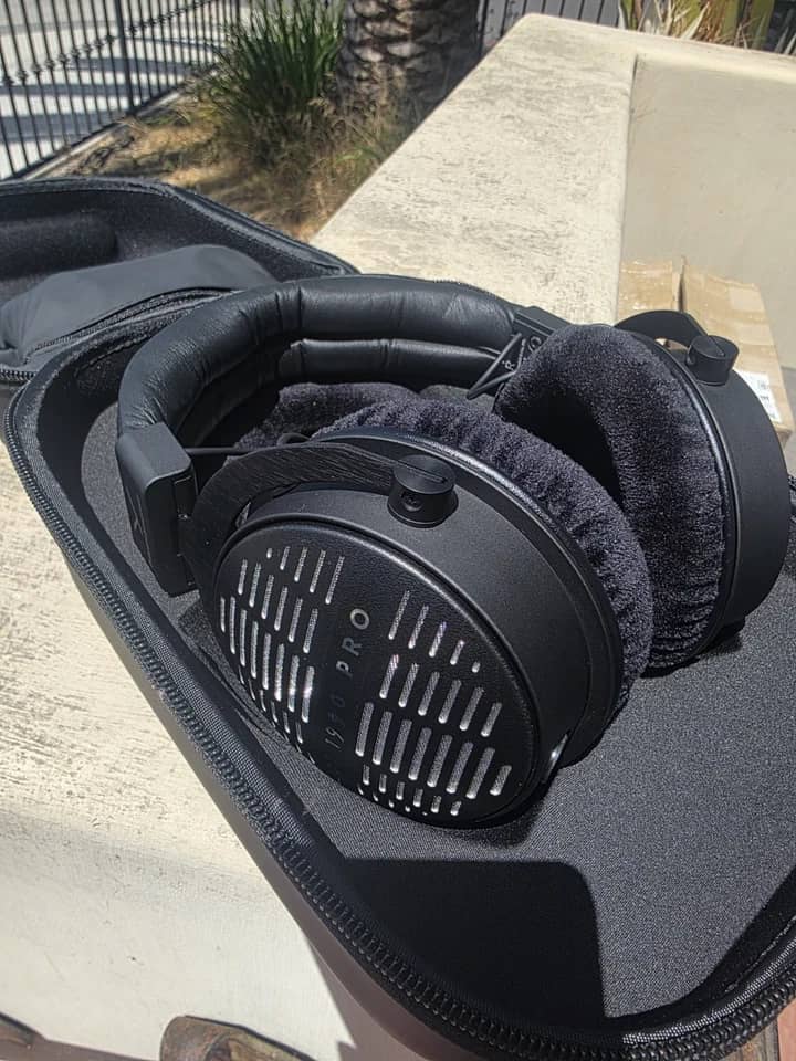 Beyerdynamic beyerdynamic DT 1990 PRO MKII Headphones & Earbuds Black New