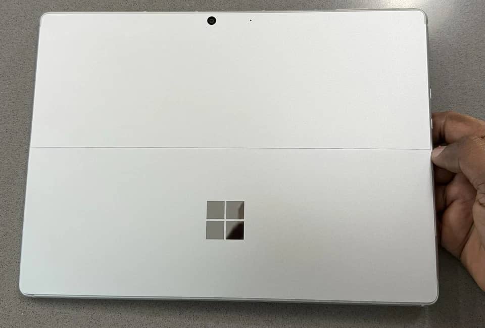 Microsoft Surface Pro 10 Tablets Silver 16GB New 13"