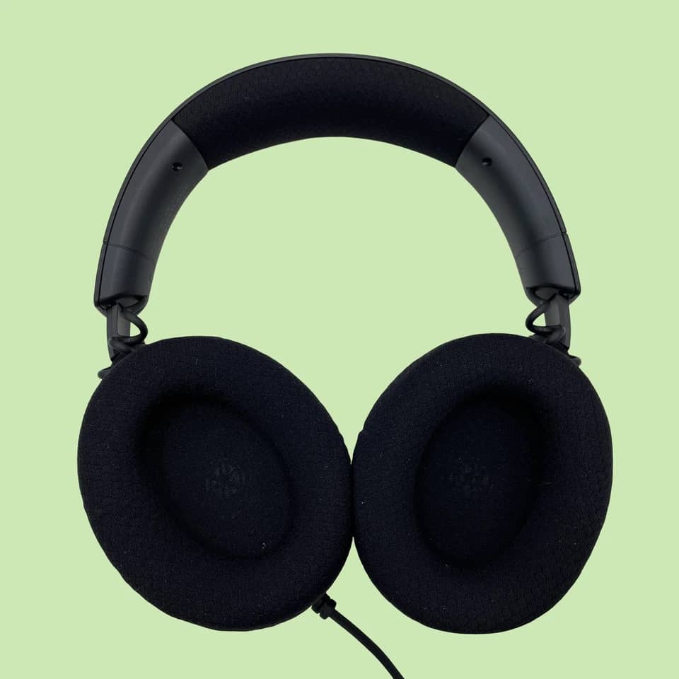 Razer Kraken V4 X Headphones & Earbuds Black New