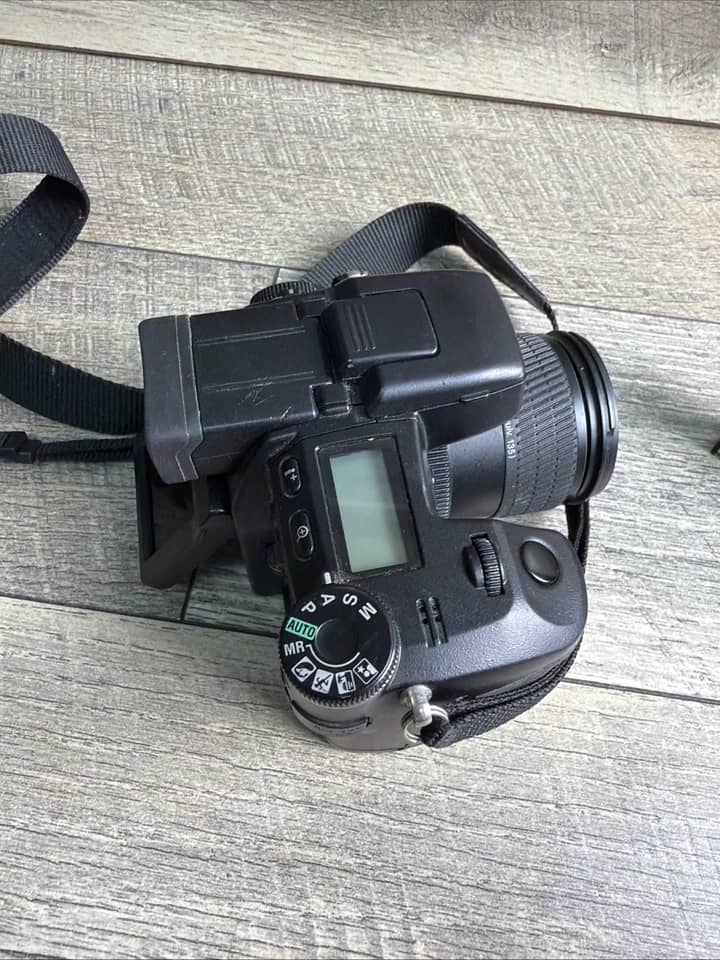 Minolta DiMAGE A1 Digital Cameras Black New Body Only
