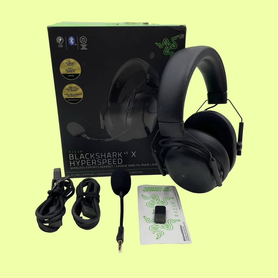 Razer BlackShark V3 X HyperSpeed Headphones & Earbuds White New