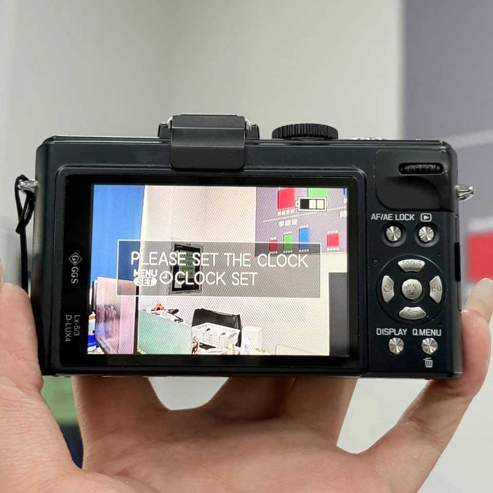 Leica V-Lux 5 Digital Cameras Black Used - Good Body Only