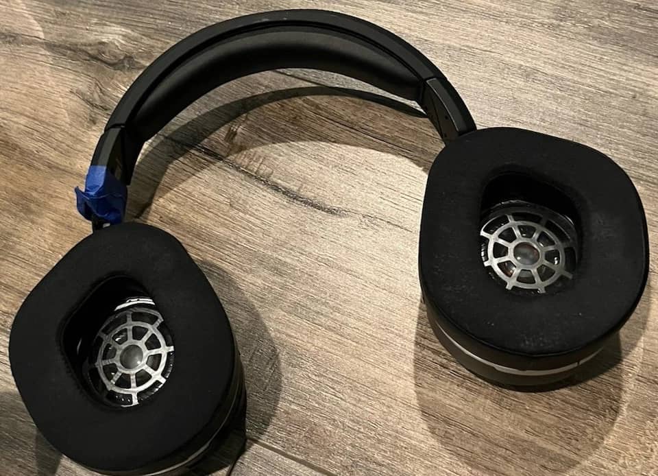 Turtle Beach Stealth 700 Gen 2 MAX Headphones & Earbuds Black Refurbished - Excellent
