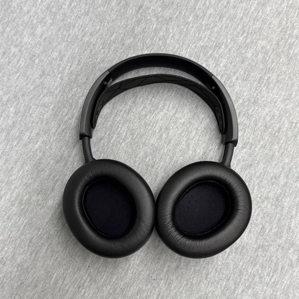 SteelSeries Arctis Nova Pro Headphones & Earbuds Black Refurbished - Excellent