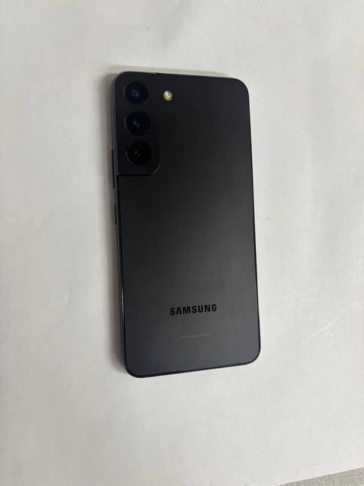 Samsung Galaxy S22 Cell Phones Black Unlocked 128GB New