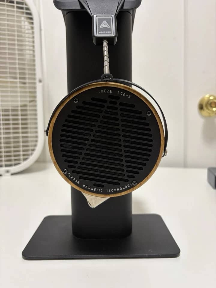 Audeze LCD-X Headphones & Earbuds Black New