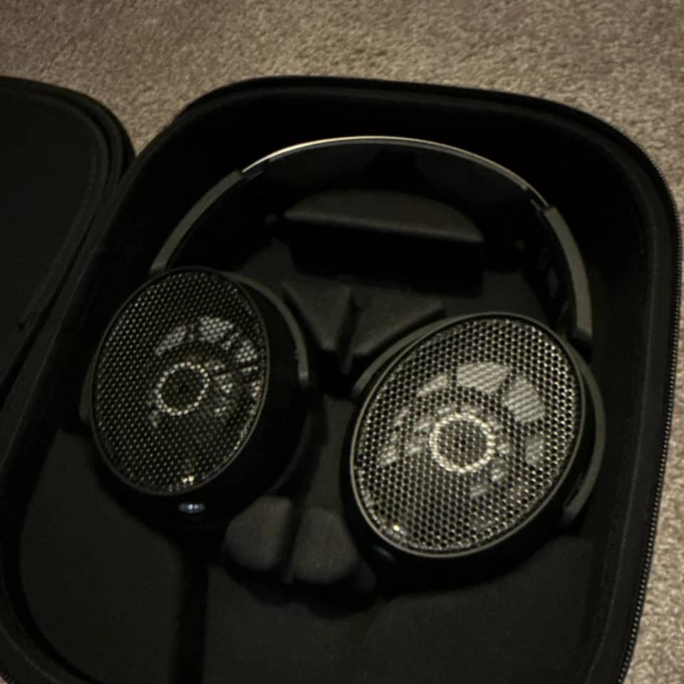 Sennheiser HD 490 PRO Plus Headphones & Earbuds Black New
