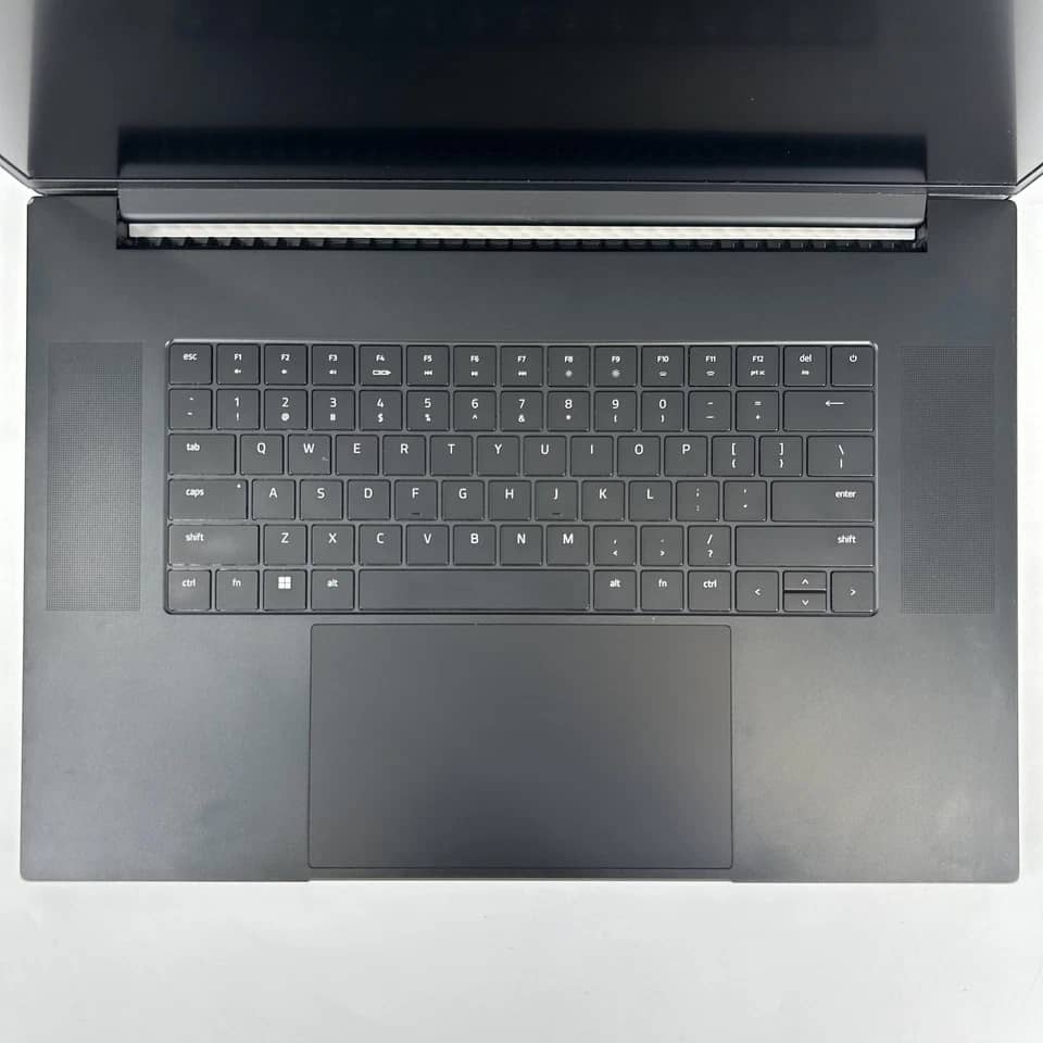 Razer Blade 18 Computers 1TB 32GB New